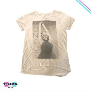 MARILYN MONROE Dip Hem Graphic Tee